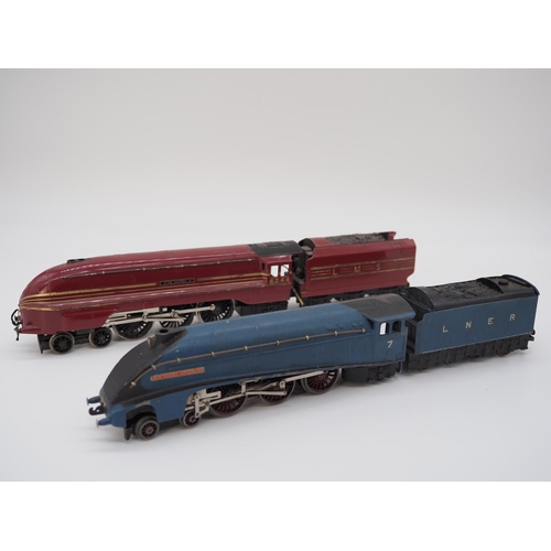 12 - Hornby Dublo locomotives 