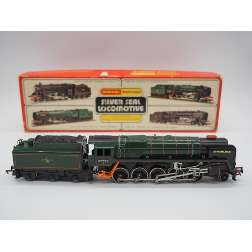 107 - Hornby R.861 BR 2-10-0 'Evening Star' Silver Seal OO gauge locomotive and tender in box