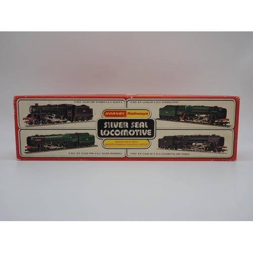 109 - Hornby R.861 BR 2-10-0 'Evening Star' Silver Seal OO gauge locomotive and tender in box