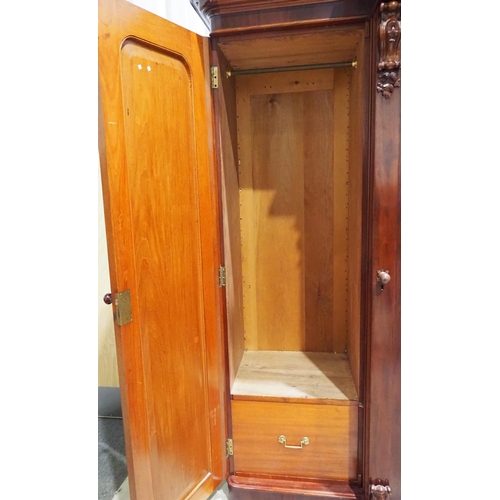 607 - Victorian mahogany break front wardrobe H82