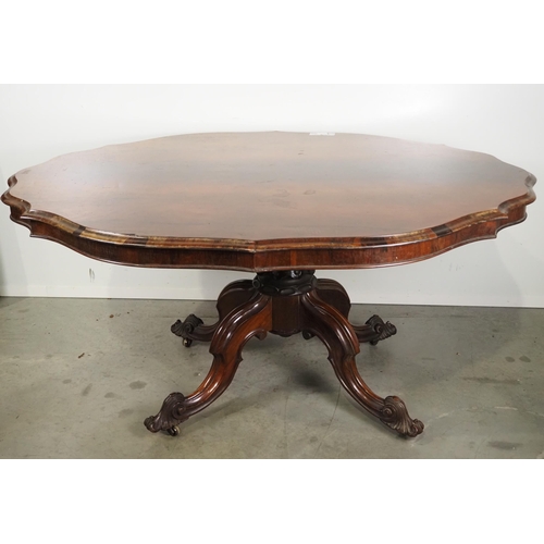 557 - Victorian rosewood loo table H28