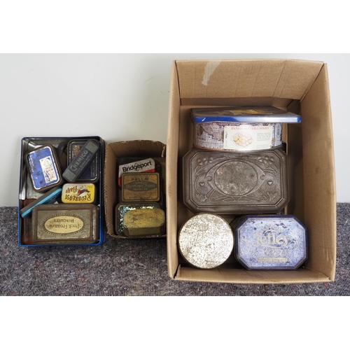 438 - Assorted vintage tins