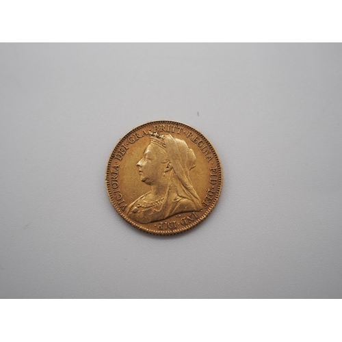 262 - Gold sovereign 1899