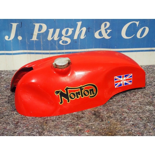 143 - Norton fuel tank