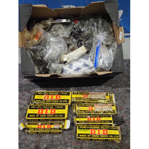 635 - Motorcycle chain links and cam chains NOS