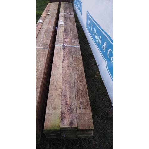 424 - Sawn timber 12ft x4