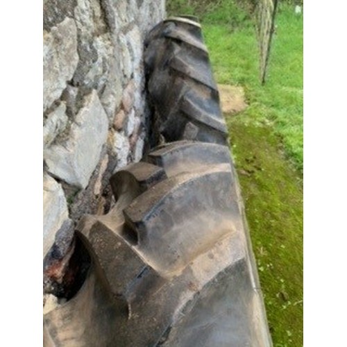 173 - Massey Ferguson 35 rear wheels and tyres 12.4x28 - 2