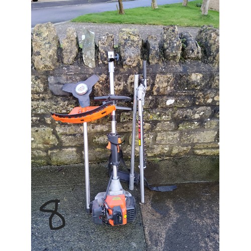 1064 - Strimmer c/w attachments