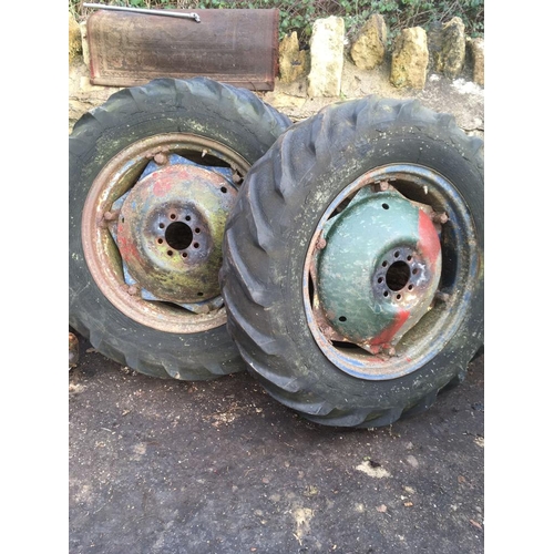 58 - Rear wheels and tyres 28