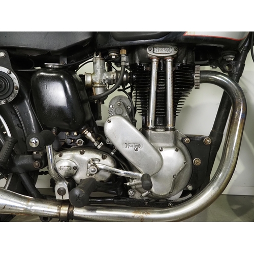 810 - Norton ES2 1954. 500cc. 
Frame No. 53226 as stated on V5. 
Engine No. 62034K4
Property of a deceased... 