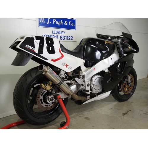 811 - Yamaha motorcycle. 1989. 1002cc.
Frame No. 3LG001409
Engine No. 3LG001409
Property of a deceased est... 