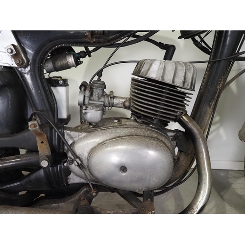 812 - MZ motorcycle. 1986. 125cc. 
Frame No. 8861678 as stated on V5 
Engine No. 7504877
Property of a dec... 