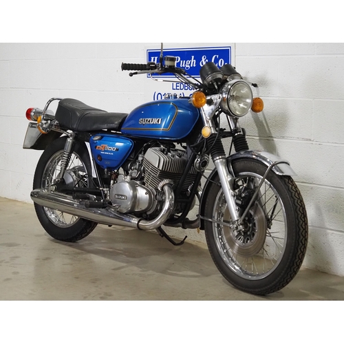 884 - Suzuki GT500 motorcycle. 1976. 493cc. 
Frame No.100193
Engine No. 100445
UK supplied bike. Runs and ... 