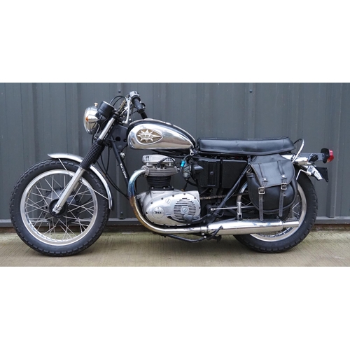 935 - BSA A65 Lightning motorcycle. 650cc
Frame No. CE03470A65
Engine No. AE03498A65L
Engine turns over. C... 