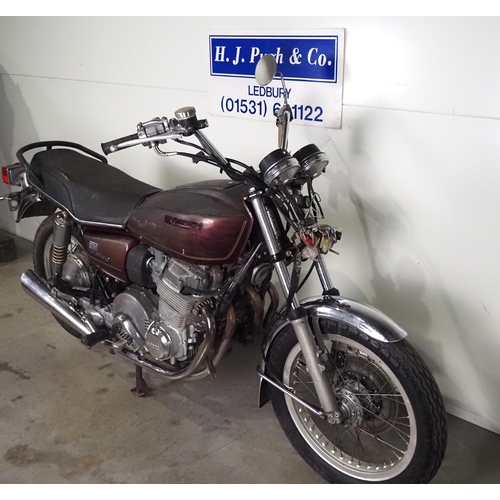 945 - Honda CB750 Matic motorcycle. 1977. 750cc
Engine turns over.
No docs.