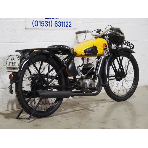 953 - Magnet Debon M3F motorcycle. 1948. 100cc
Frame No. 290123
Engine No. 200018
This bike was used in a ... 