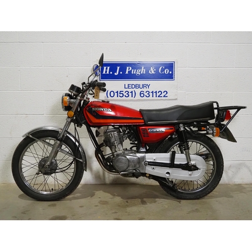 959 - Honda CG125E motorcycle. 1985. 124cc
Engine No. CG125E1694794
Runs and rides. Mot till 11/7/24, c/w ... 