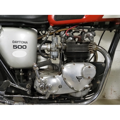 965 - Triumph T100 Daytona motorcycle. 1968. 500cc
Engine No. AC09986
Engine turns over with good compress... 