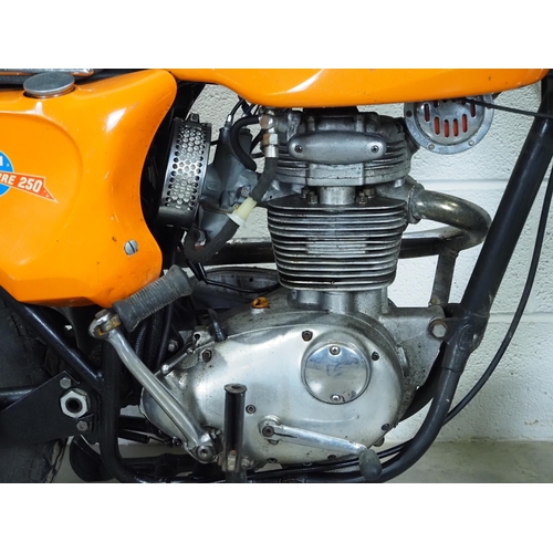 966 - BSA B25 Starfire motorcycle. 1969. 250cc.
Frame no. NC6782B25S
Engine no. NC6782B25S
Runs and rides,... 