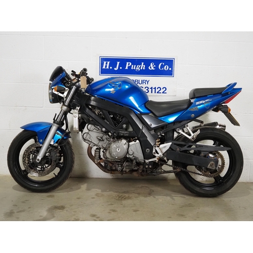 975 - Suzuki SV650 N motorcycle. 2007. 645cc. 
Runs and rides, MOT until 03.01.25. 2 Previous owners. HPI ... 