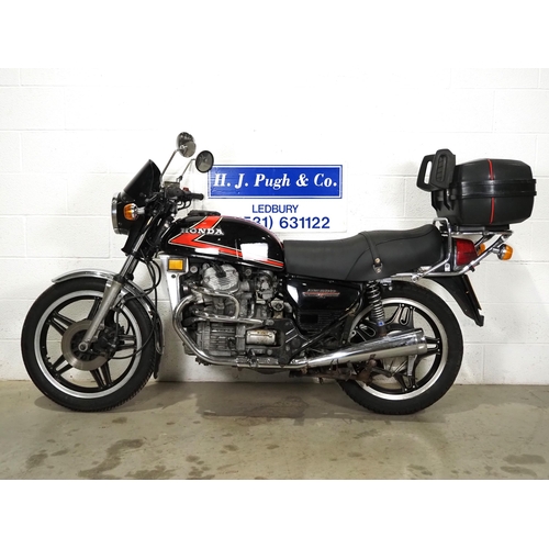998 - Honda CX500 motorcycle. 1982. 498cc. 
Engine runs on easy start but requires attention. Carburettors... 