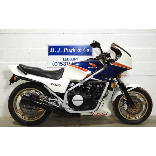 961 - Honda VFR 750 motorcycle project. 1984. 750cc
Imported
Reg. A477 HPJ. V5