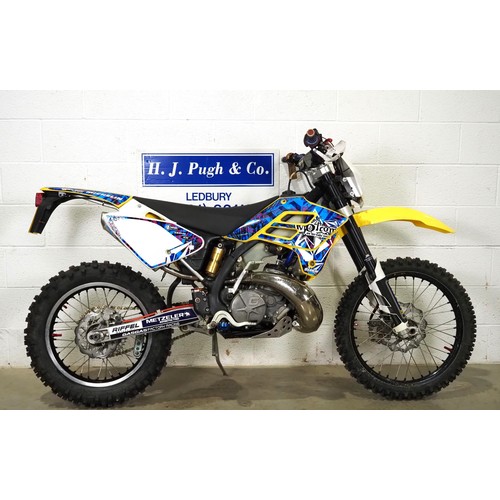 1008 - Gas Gas EC200 motocross. 2006. 199cc. 
Runs and rides, last ridden in December 2023. Comes with owne... 