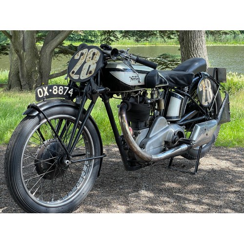 822 - Norton model CS1 motorcycle. 1928. 499cc.
Frame No. 30372
Engine No. 37875
Runs and rides. This 1928... 