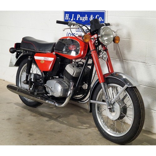 917 - Jawa 350 motorcycle. 1977. 350cc
Frame No. 144399
Engine No. 001559
Runs and rides.
Reg. MKA 868R. V... 