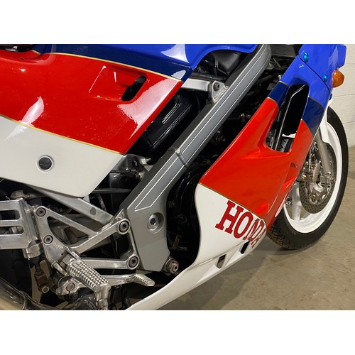 1016 - Honda VFR400 NC24 motorcycle. 1987. 399cc.
Runs and last ridden in August 2023. Runs well when warm ... 