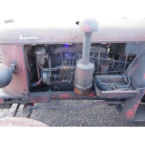 41 - David Brown Cropmaster Tractor, diesel, engine turns over, steel wheels front and rear, S/n PD-11315