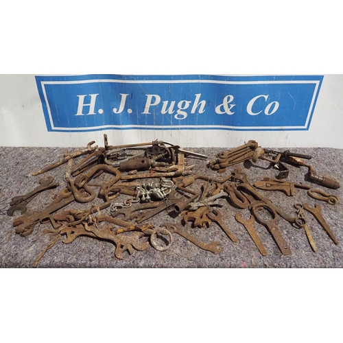 68 - Mixed spanners to include plough spanners etc