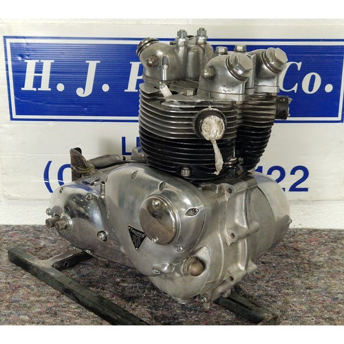 418 - Triumph T100R engine. Had complete overhaul including STD crank, new STD pistons, clutch plates, pri... 