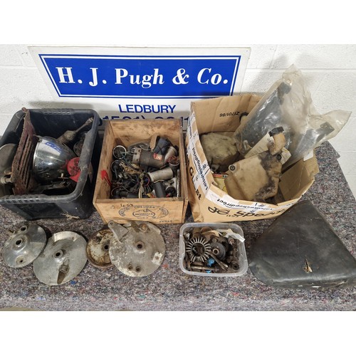 453 - Motorcycle coils, electricals, oil tanks etc