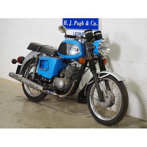 895 - MZ TS125 Motorcycle. 1985. 125cc. 
Frame no. 8858357
Engine no. 6605216
Been in storage, engine turn... 