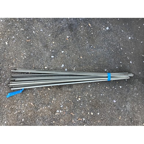 990 - Stainless steel stud rod