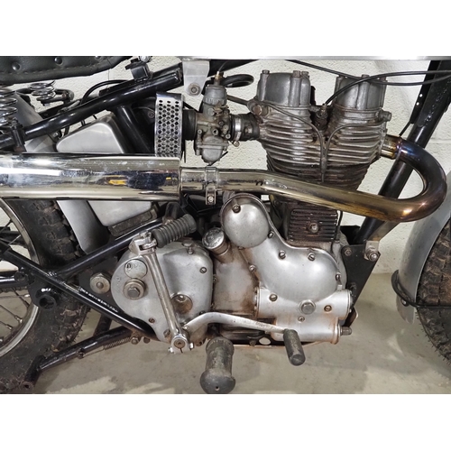 912 - Royal Enfield Bullet trials motorcycle. 1992. 499cc
Frame No. 2B51694F
Engine No. 2B51694F
Runs and ... 