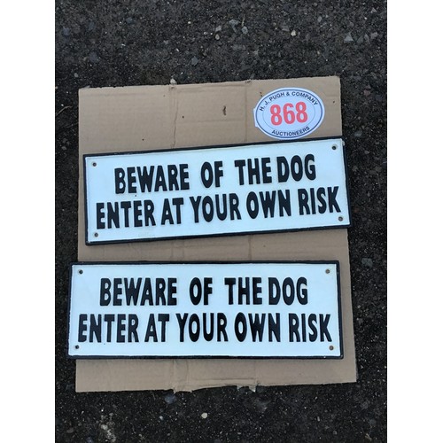 868 - Cast iron signs 'BEWARE OF THE DOG' - 2