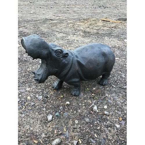 871 - Cast iron hippo