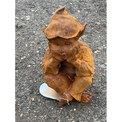 949 - Cast iron sitting boy