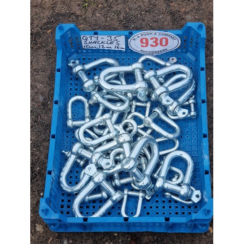 930 - Assorted shackles - 35