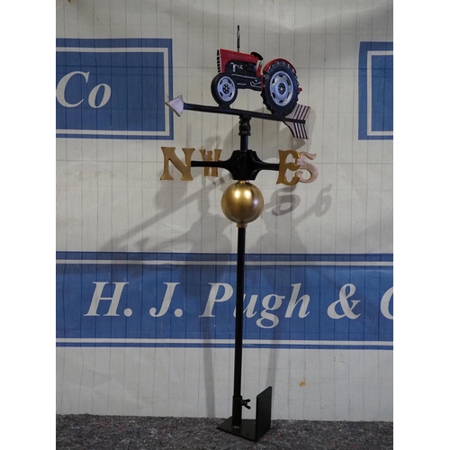 705 - Tractor weathervane 42