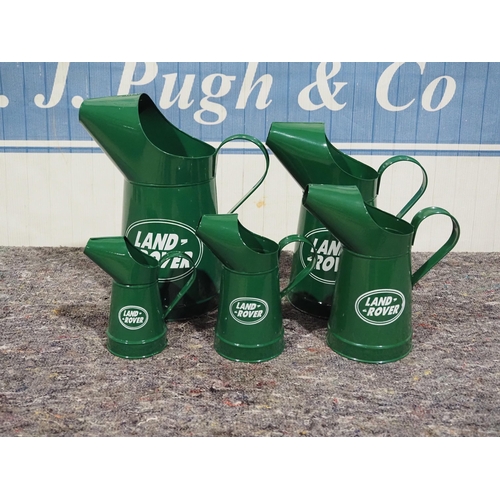 725 - Oil jugs - 5
