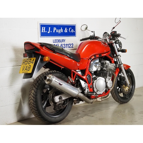 1041 - Suzuki Bandit GSF600W motorcycle. 1997. 599cc. 
Runs and rides. The chain and sprockets have recentl... 