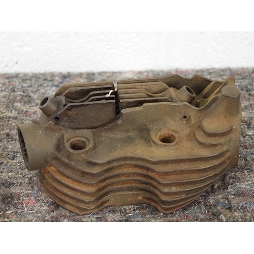 423 - Norton 1930s International CS1 cylinder head