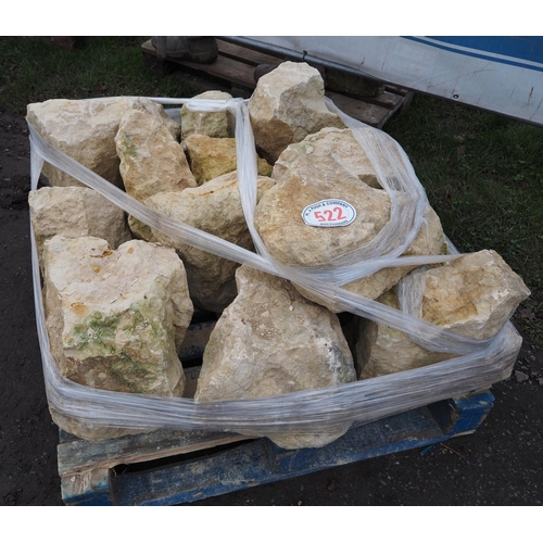 522 - Pallet of Cotswold stone for rockery