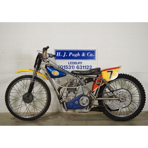 1043 - Wildcat Weslake grasstrack motorcycle. 1980s. 500cc
Frame No. MJ091
Engine No. 2346
Has been dry sto... 