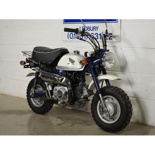 1045 - Honda Z50 monkey bike. 2008/9. 49cc
Frame No. AB271901502
Engine No. 
Runs and rides. Recent Japanes... 