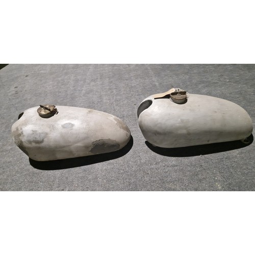83 - Matchless/ AJS fuel tanks - 2
