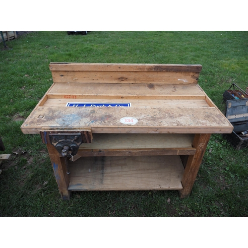 134 - Workshop bench with Record No. 52 vice